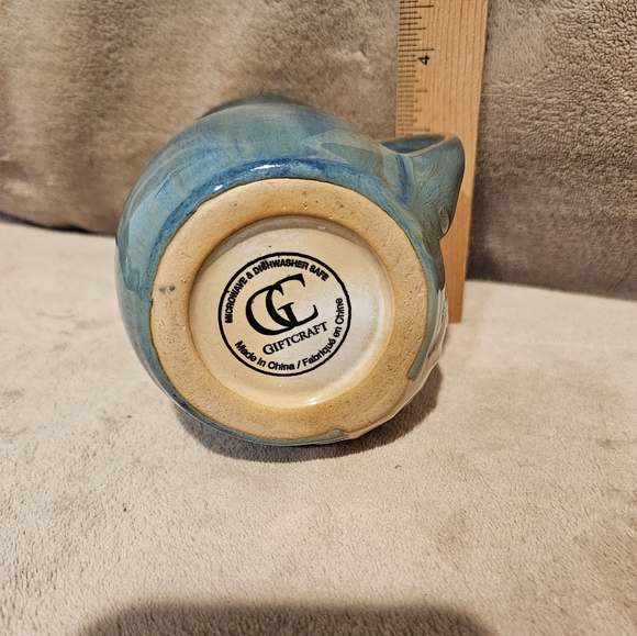 Ceramic Right or Left Hand Warming Owl Shape Character Mug - Picture 4 of 4